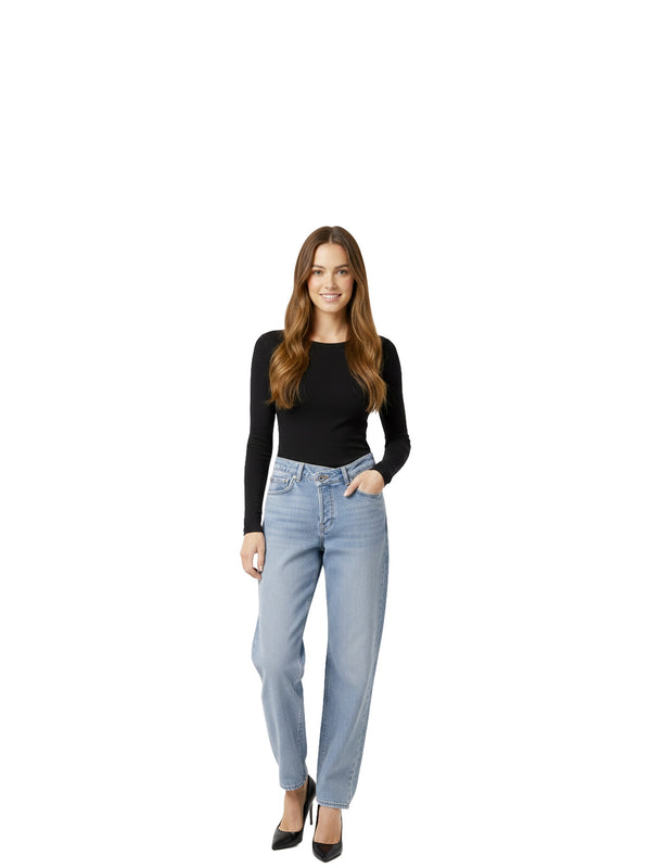 Jeans asimmetrico carrot