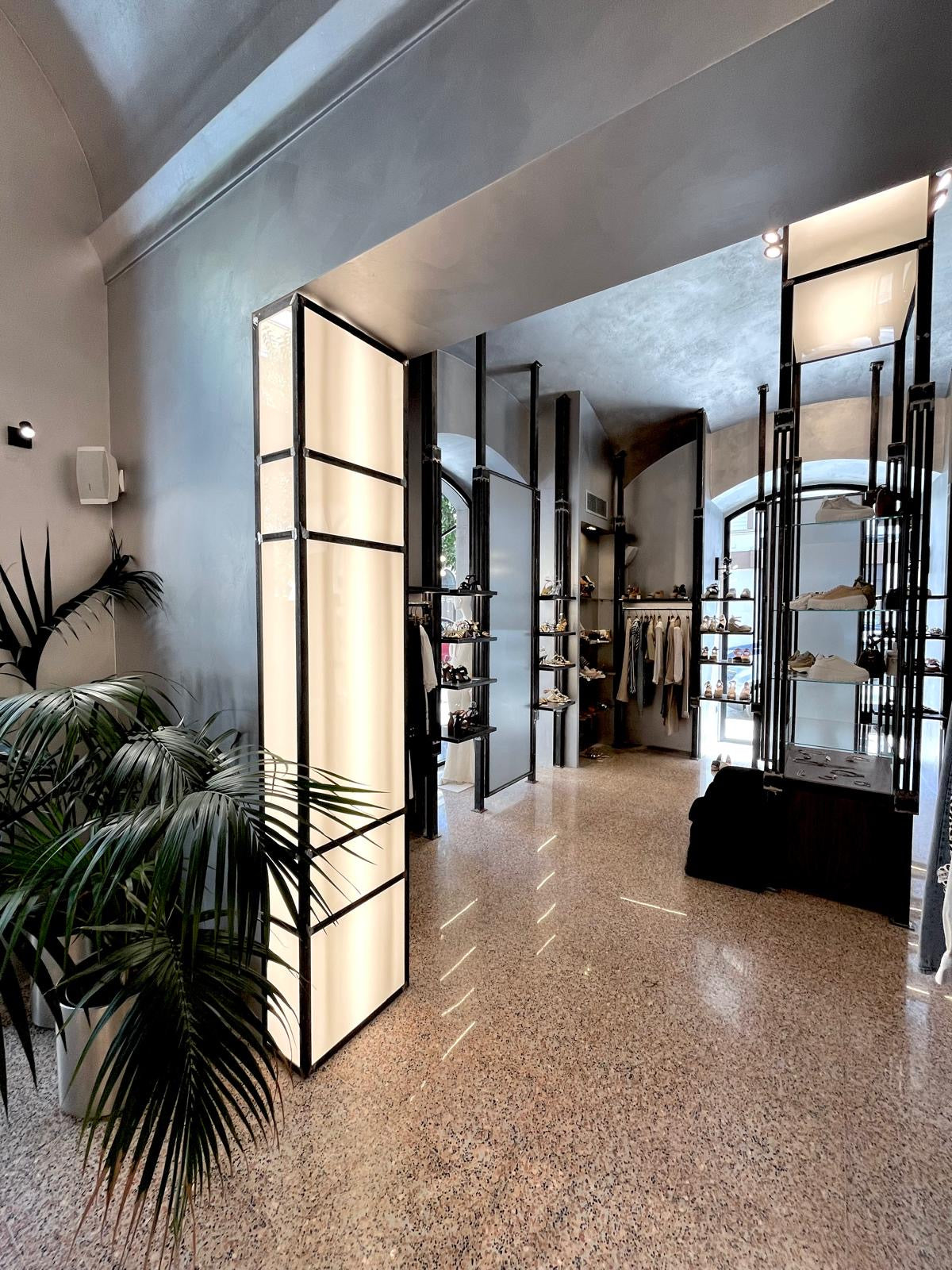 QUADRA SHOP TRANI - interno 5