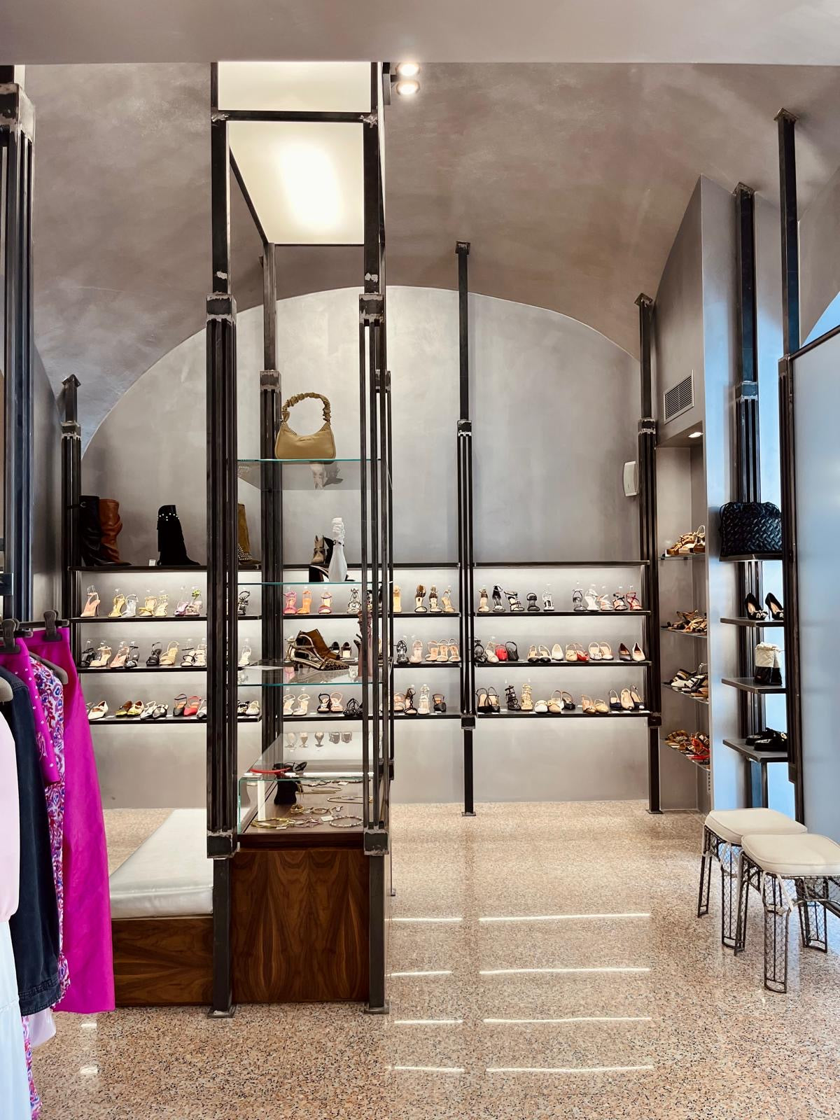 QUADRA SHOP TRANI - interno 3