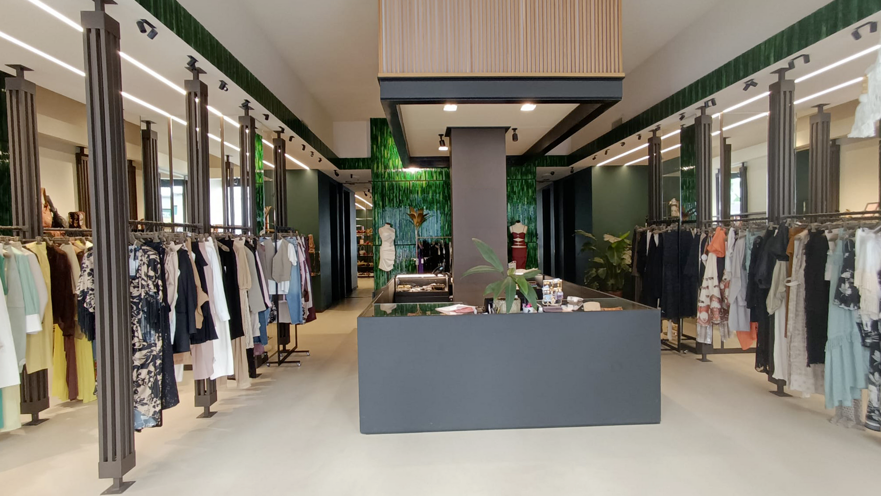QUADRA SHOP MELO - interno 1