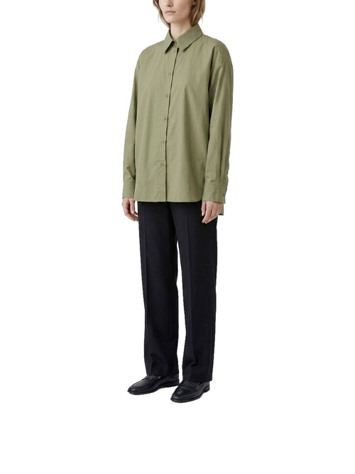 Camicia con apertura a spalla