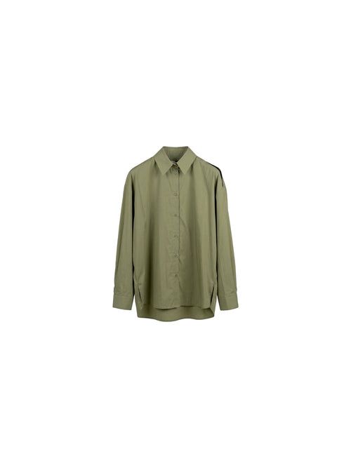 Camicia con apertura a spalla