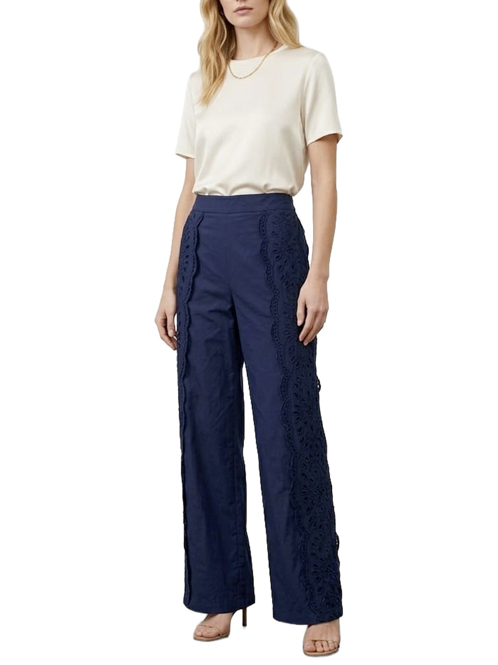Pantalone con banda in pizzo