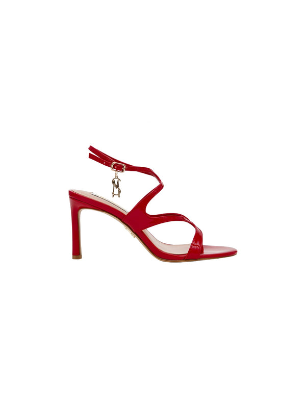 Crossed sandal