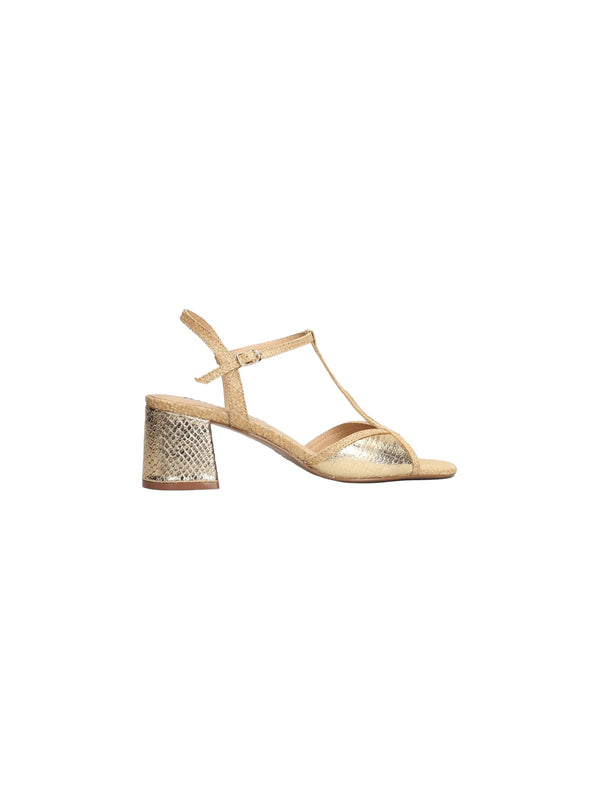 Sandalo in raffia