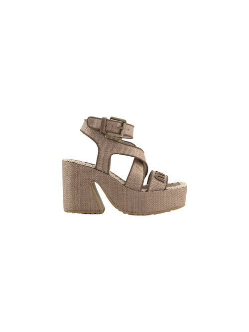 Raffia platform