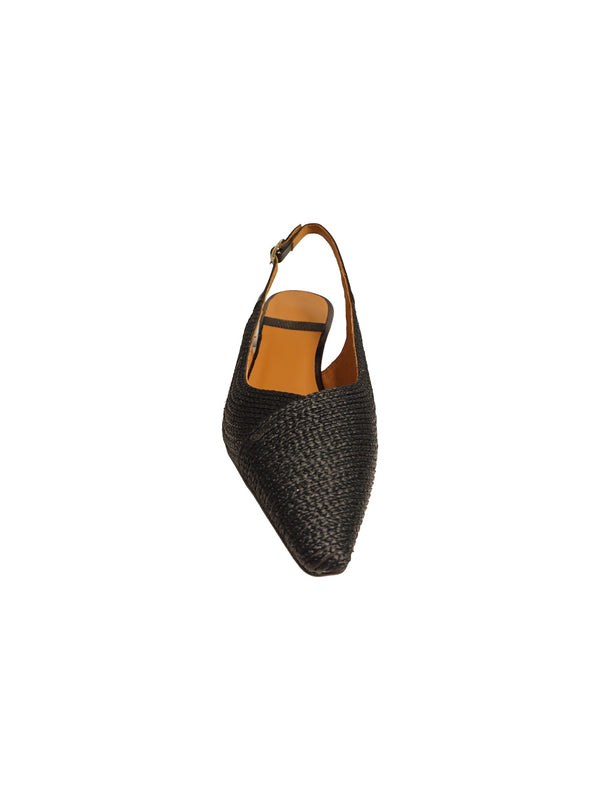 Décolleté slingback in raffia
