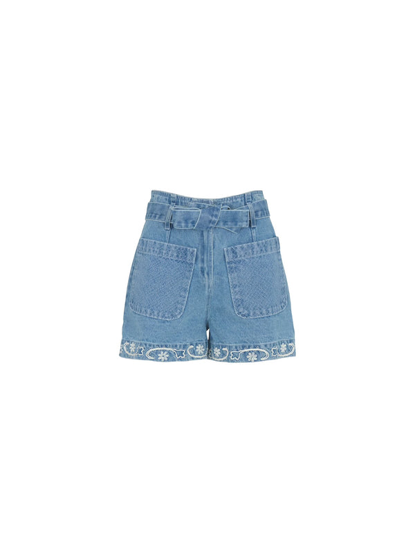 Short con tasconi