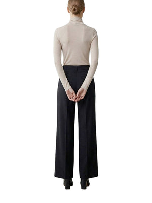 ECRU