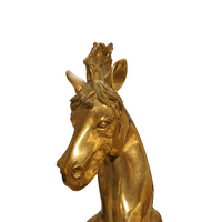 Statue de cheval cabré en laiton