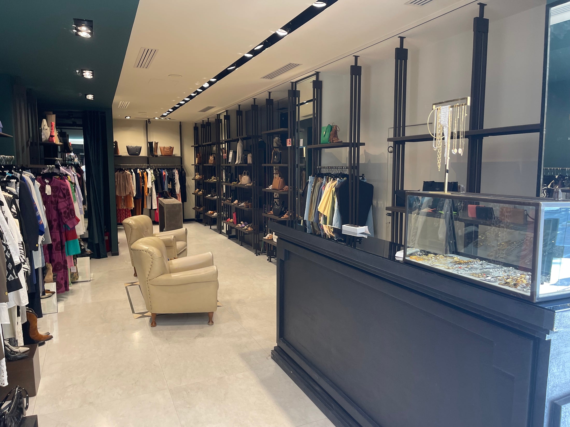 QUADRA SHOP MOLFETTA