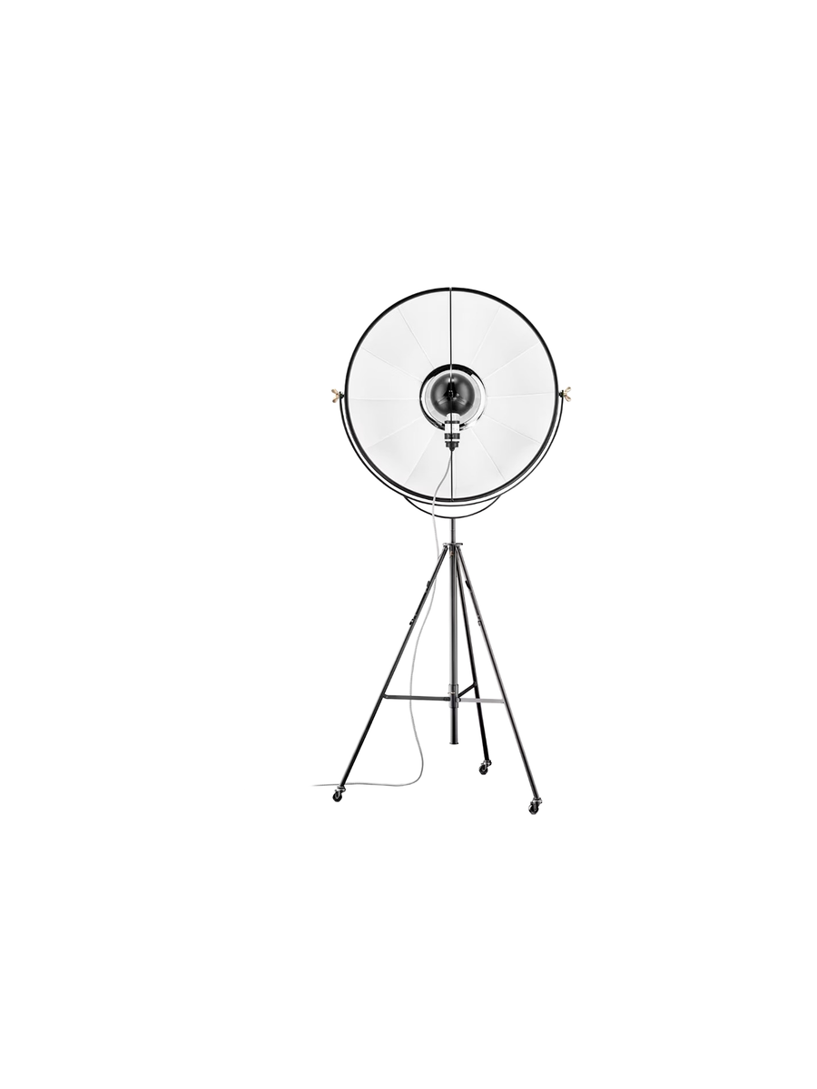 Lampada da Terra Fortuny di Pallucco - Icona del Design Ispirata ai Riflettori Teatrali